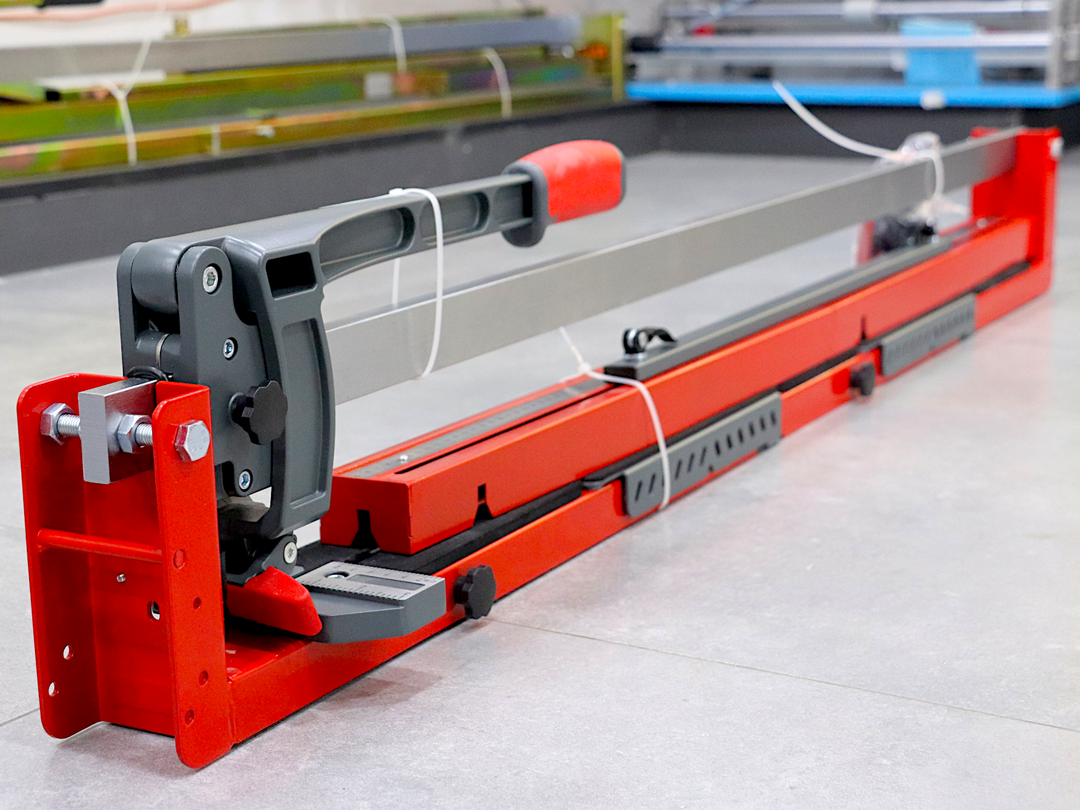 Machine de découpe de carreaux KRIT, longueur 1200 mm 