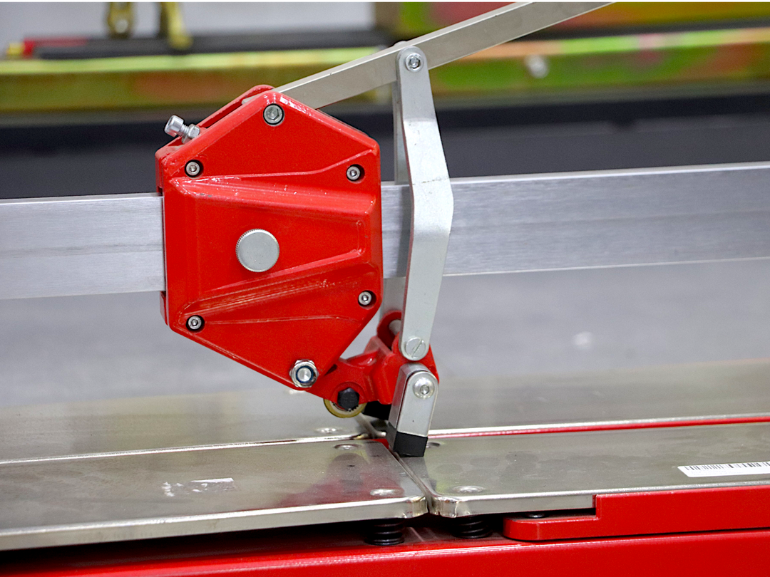 Machine à découper les carreaux, longueur 1200 mm 