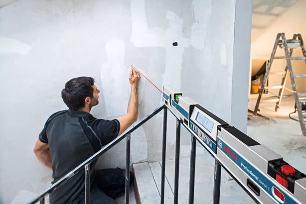 Bosch GIM 60 L Professional جهاز قياس الميل الرقمي