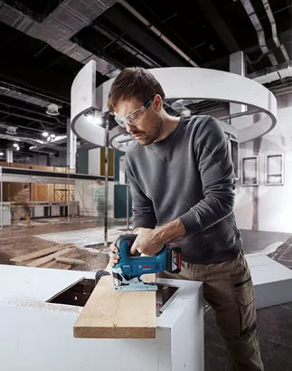 Bosch GST 185-LI Professional – منشار الأركت اللاسلكي