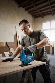 Bosch GST 680 Professional – منشار المنحنيات